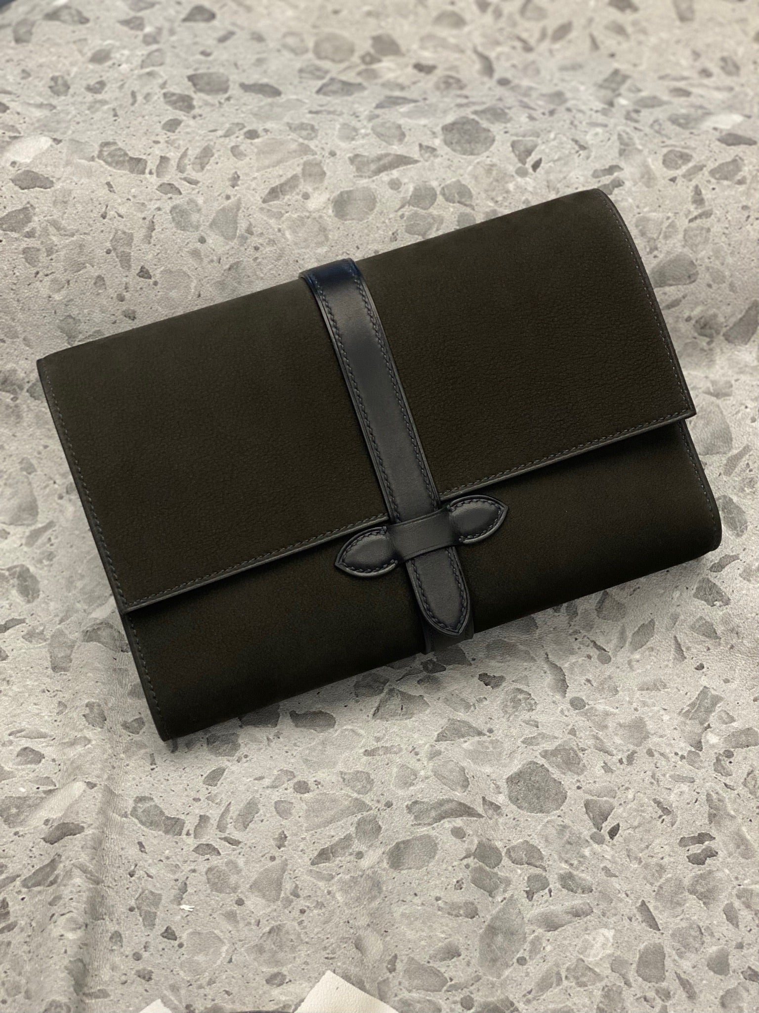 Benay Pochette