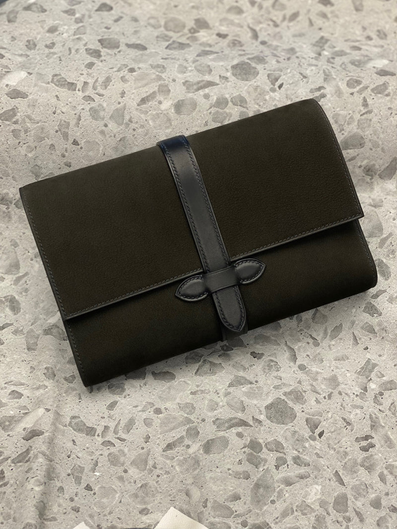Benay Pochette